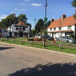 Harmondsworth Hall Guest house